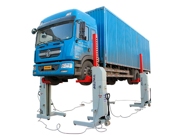 What is the difference between heavy duty hydraulic lift and heavy duty mechanical lift?